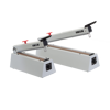 Sealboy Magneta - Soudeuse à impulsion de table robuste, équipée d'un couteau et d'une fermeture électromagnétique qui contrôle à la fois le temps de soudure et de refroidissement pour assurer des soudures uniformes indépendamment de l'opérateur. Le bras de soudure s'ouvre automatiquement une fois le temps de soudure réglé écoulé. Soudeuse de qualité supérieure sans souci avec 3 ans de garantie.