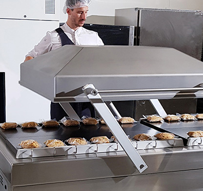 Emballés sous vide sous forme de composants individuels pour que le client puisse les réchauffer au bain-marie 